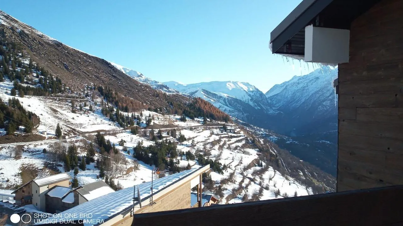 Auris En Oisans,Vue Sur Le Signial De L'Homme Apartment