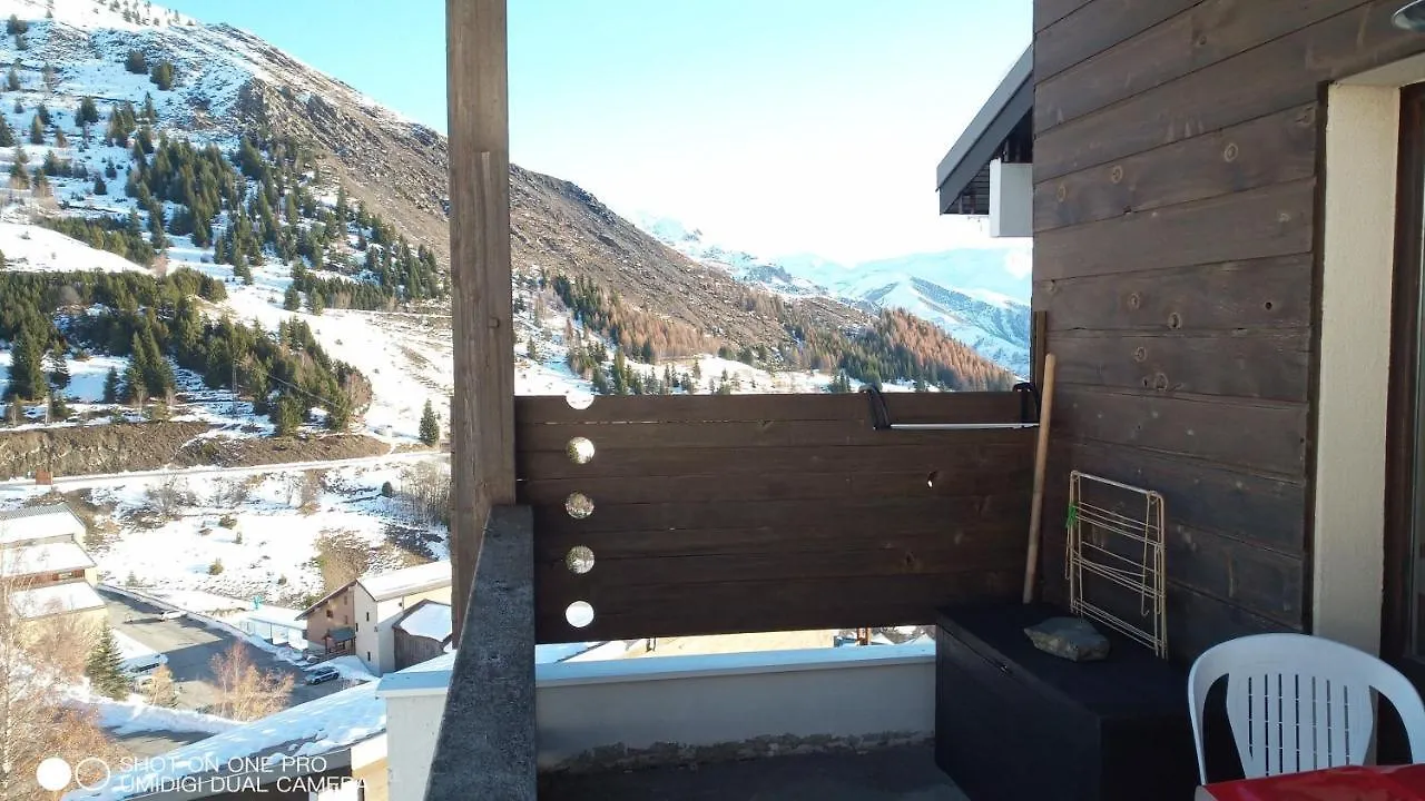 Auris En Oisans,Vue Sur Le Signial De L'Homme Apartment 0*,